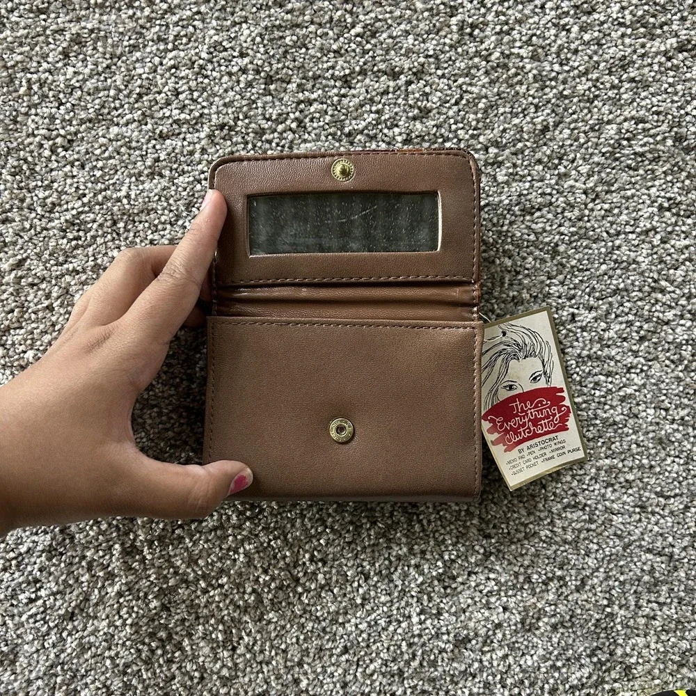Vintage Aristocrat Wallet Womens One Size Brown Stripe Everything Clutchlet